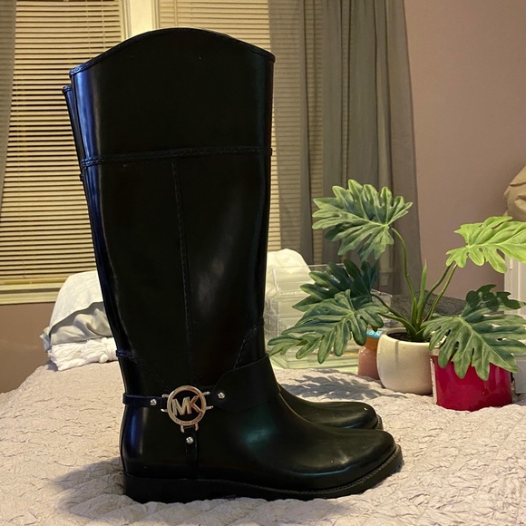 Lightly worn Michael Kors Tall Boots - Picture 2 of 3
